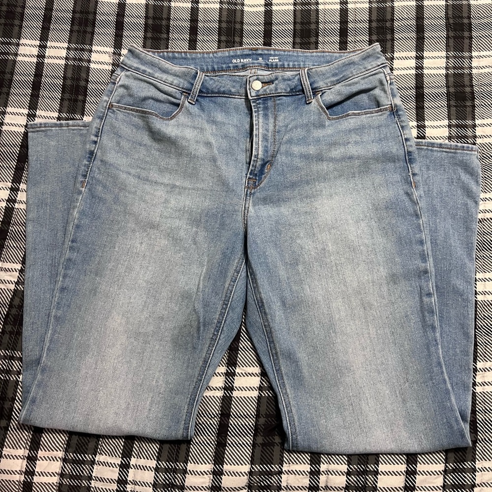 Old Navy Flare Legged Jeans